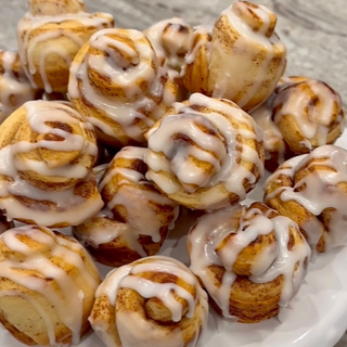 12 Mini Cinnamon Rolls