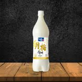 Makgeolli (막걸리) – rice wine