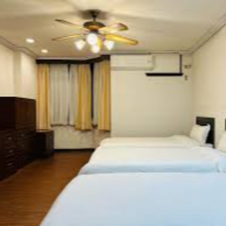 公寓 四人房 四小床