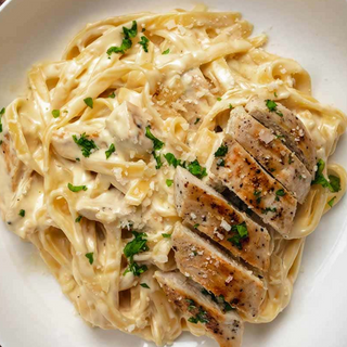 Alfredo Pasta [Non Veg]