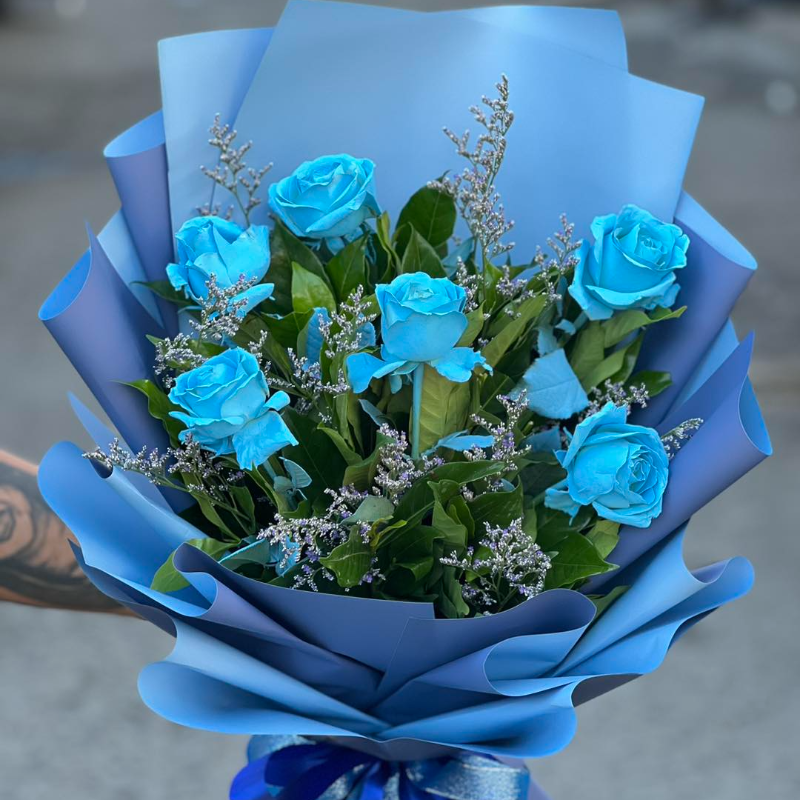 Blue Roses Large Image