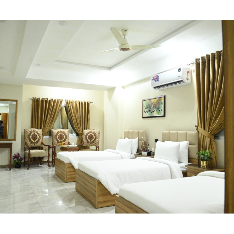 Deluxe Triple Sharing