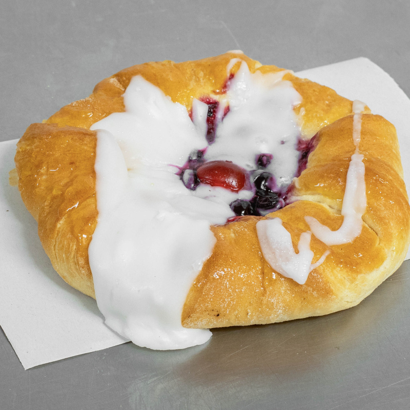 Blackcurrant Danish Pastry Main Image