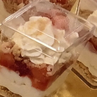 Strawberry Cheesecake Cup 