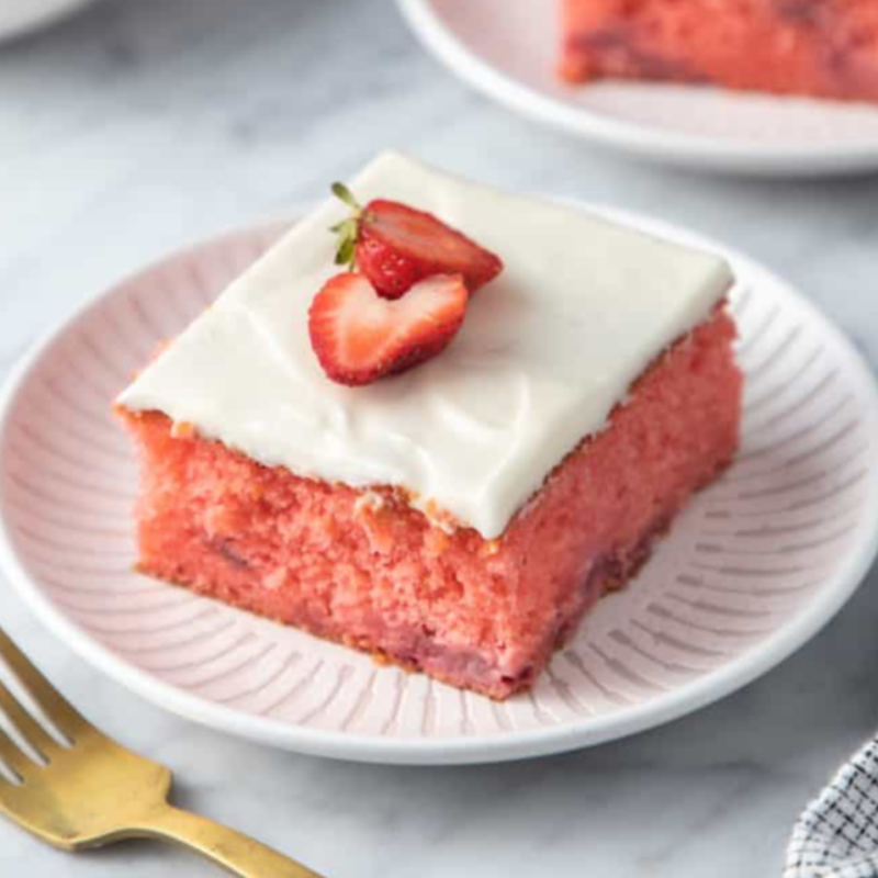 Strawberry Milk Cake Tray Large Image