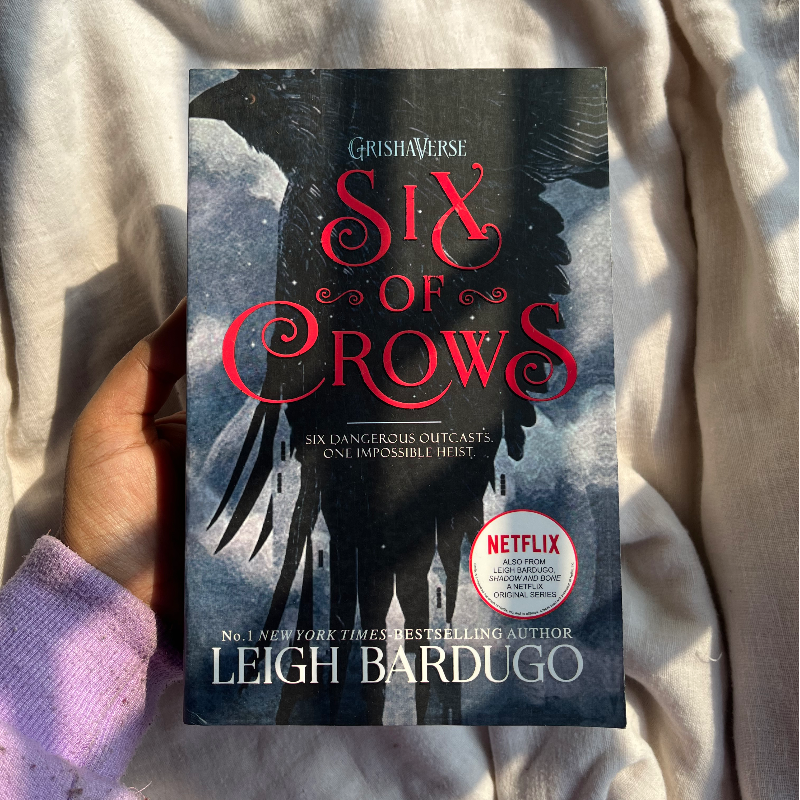 Six of Crows (Six of Crows #1) -Leigh Bardugo Large Image