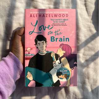 Love on the Brain - Ali Hazelwood Image