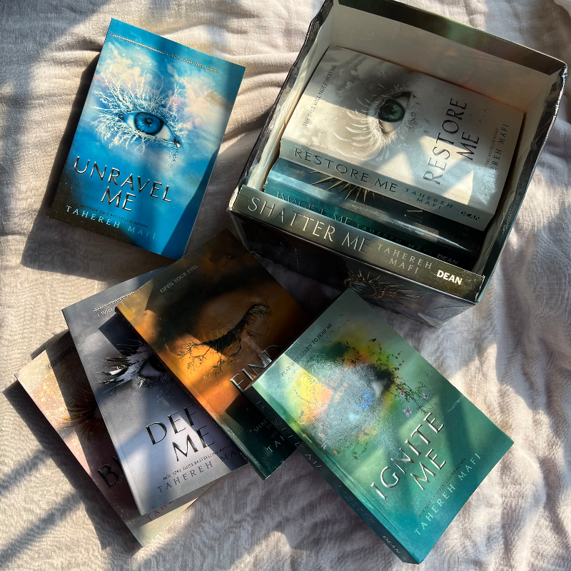 Shatter Me book Set (9 pieces) - Tahereh Mafi Main Image