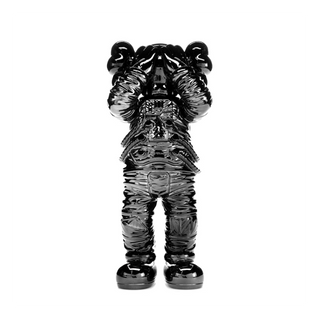 KAWS Figurine Holiday Space - Thumbnail 5