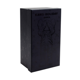 KAWS Figurine Holiday Space - Thumbnail 6