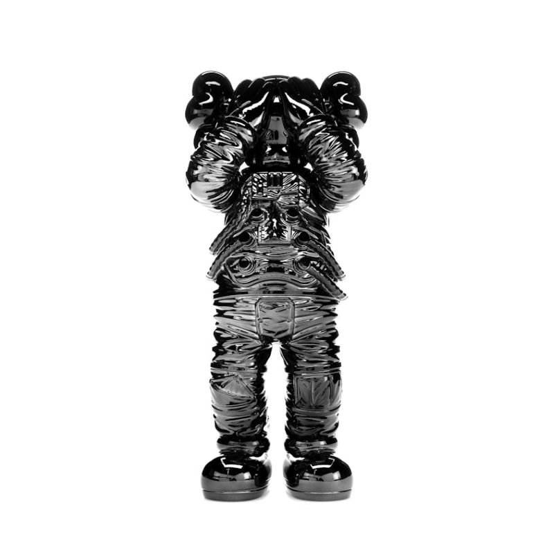 KAWS Figurine Holiday Space - Thumbnail (Preview) 5