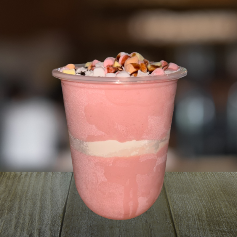 Strawberry Iskrambol Frappé