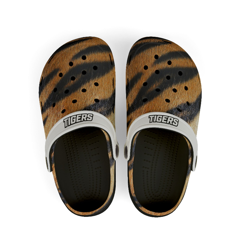 Yorktown Tiger Print Black Clog Shoes (Little Kids)