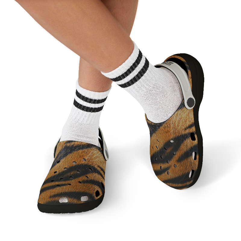 Yorktown Tiger Print Black Clog Shoes (Little Kids)