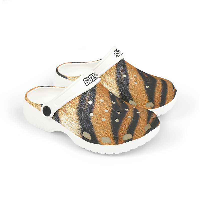 Yorktown Tiger Print White Clog Shoes (Little Kids)