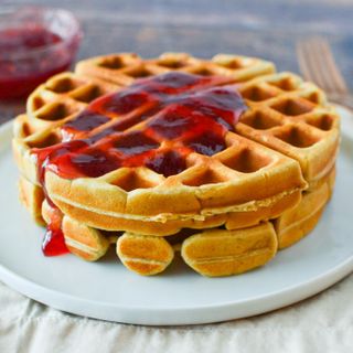 waffle strawberry