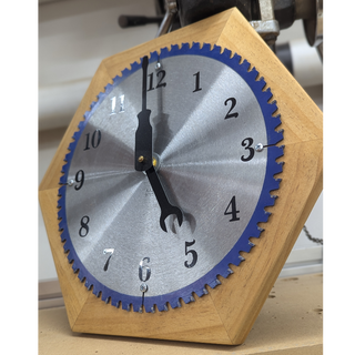 Sawblade Clock