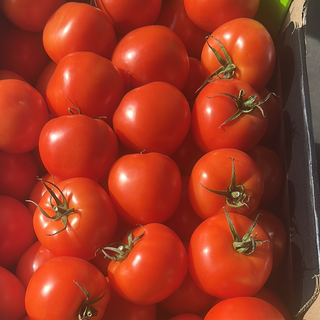 Loose Tomatoes