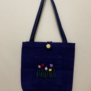 Handmade Tote Bags and Handle Bags 