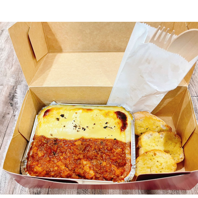 Mum's Mum's Mini Lasagna with garlic bread (ALL BEEF) Main Image