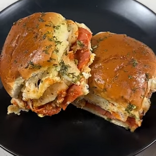 Chicken Pizza Sliders (3)