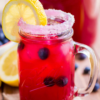 Blueberry lemonade (Monthly  drink)