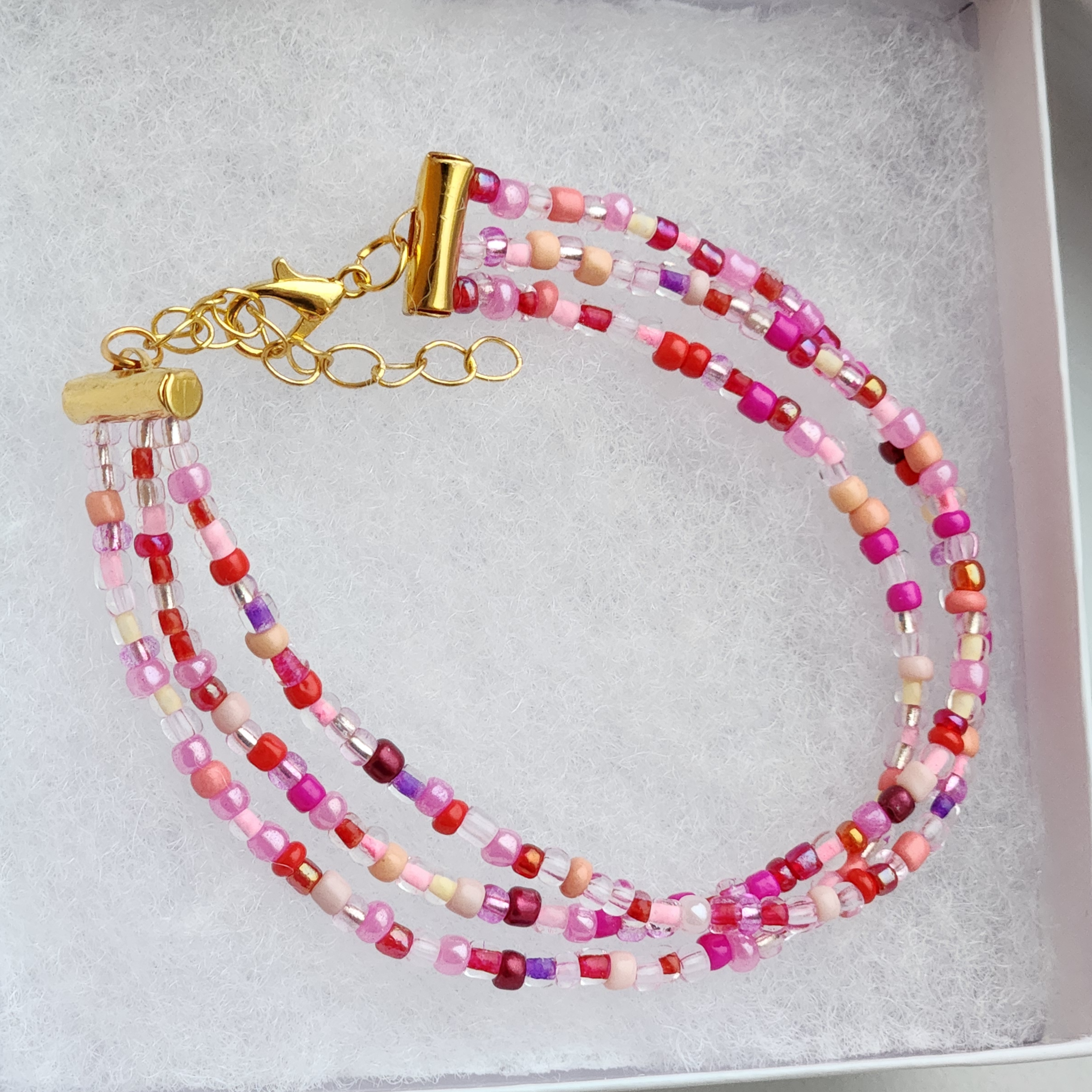 3 String Glass Bead Clasp Bracelet