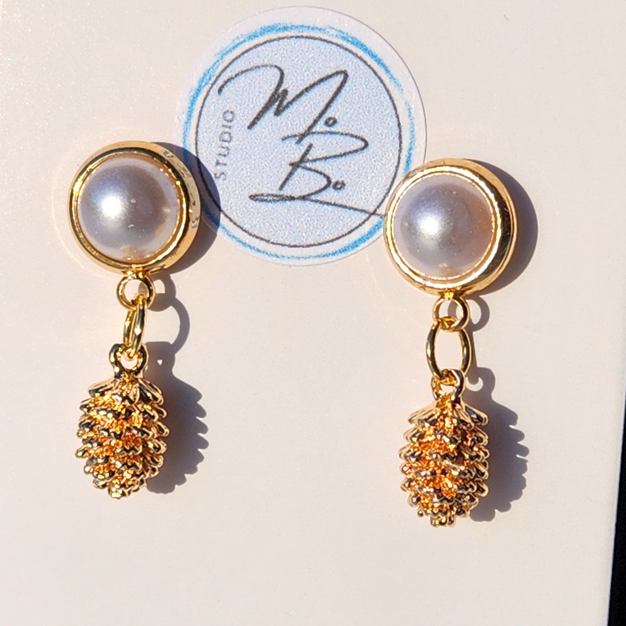 18K Gold Plated Pearl Stud with 18K Gold Plated Pine Cone Main Image