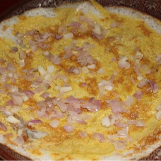 Egg and onion thosai