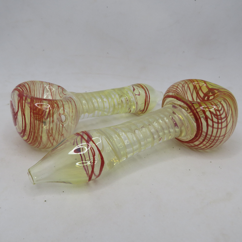 GLASS OR SILICONE PIPES