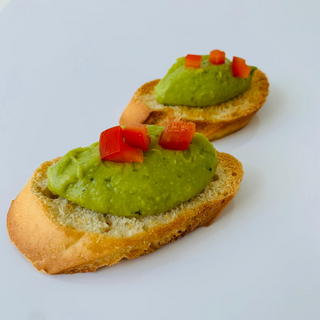 Crostini  mit Guacamole ( L )