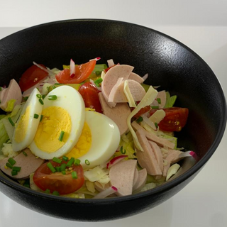 Bowl Wurst-Käse-Salat