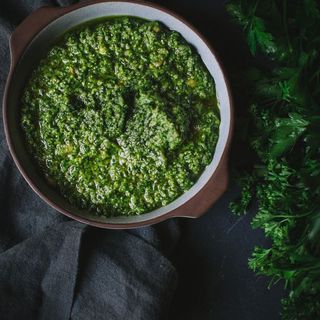 Green Pea Basil Pesto 8 oz tub