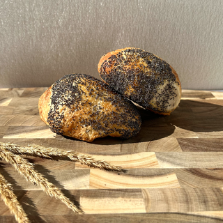 Surdegskubb med vallmofrön 