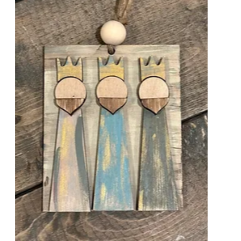 Set of 4  Nativity faceless ornaments