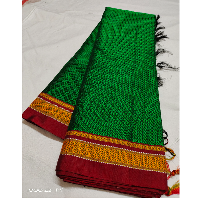 Green-Reshma Blended Cotton Khan Saree Main Image