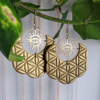 Seeing Through | Dark Gold
