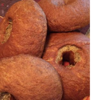 6 Pumpkin Bagels