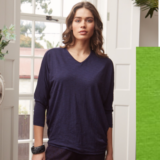 VW214: V Merino V Neck <br>Colour: APPLE