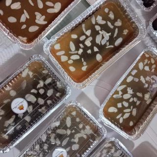 Choco Moist Cake with Caramel and Almonds