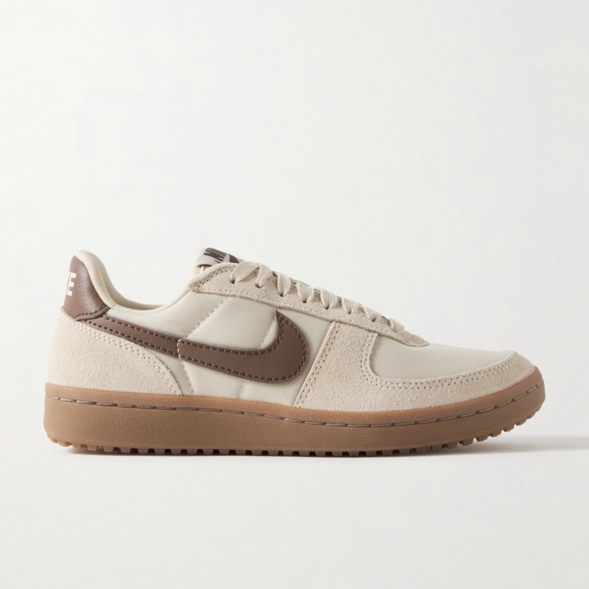 Nike Field beige