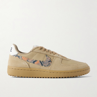 Nike Field -Taupe