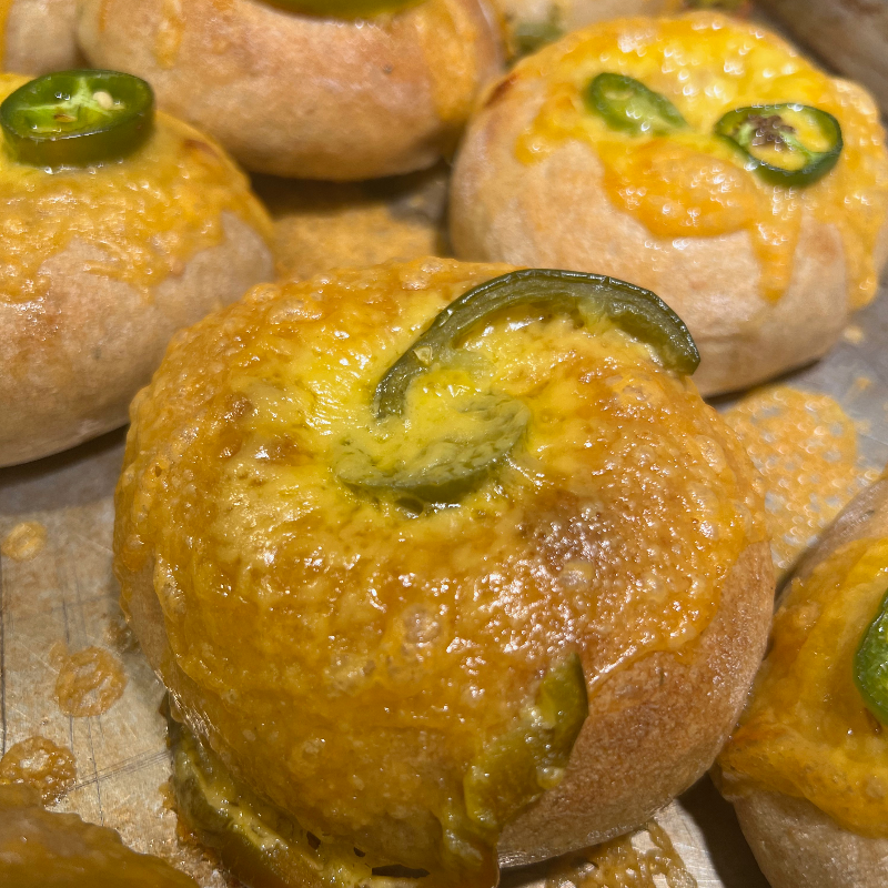 Jalapeño Cheddar Sourdough Bagels (3-pack) Main Image