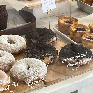 Vegan glazed donut