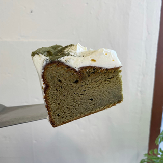 Gooey matcha gateau cake (GF)