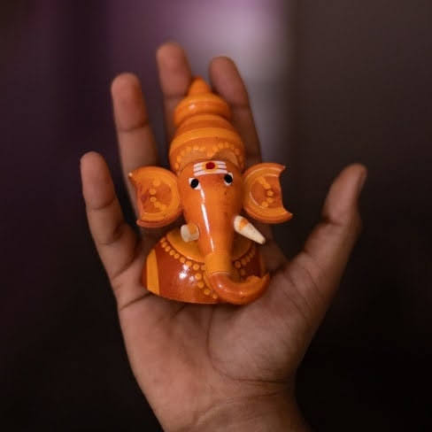 Wooden Ganesha Idol Main Image