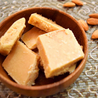 Almond Burfi (5 pieces)