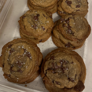 Half Dozen Chocochip Cookies