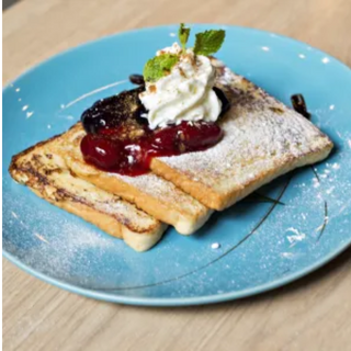 French Toast with Mixed Berries