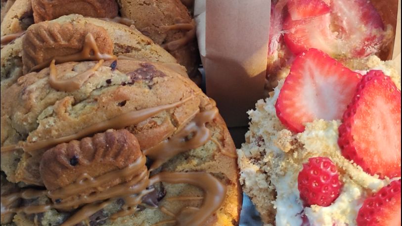 New Cookies & Cinnamon rolls 